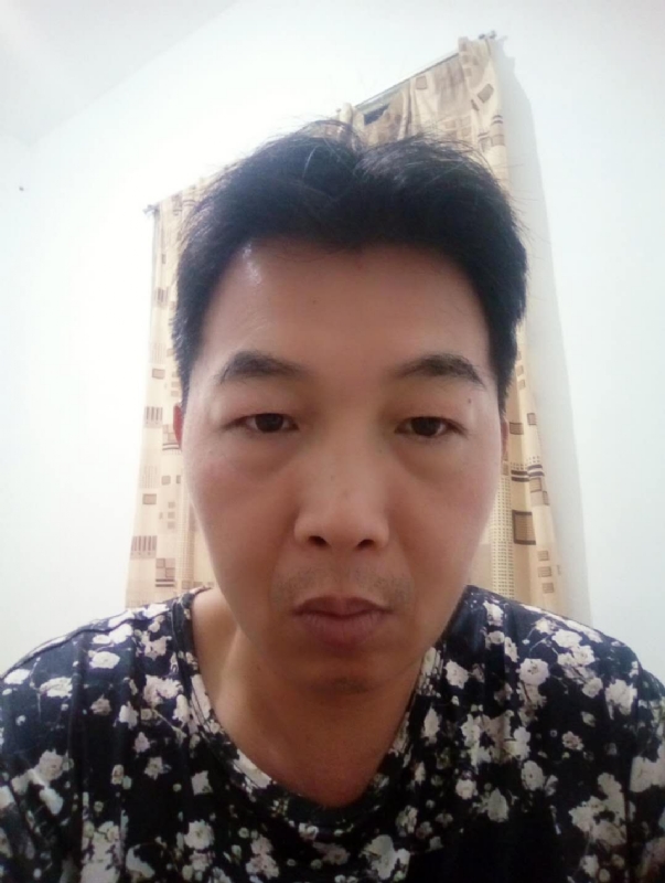 繁华哀伤的第一张照片--闽侯婚介网