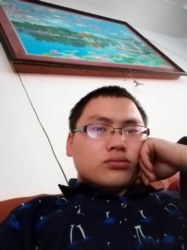90男孩的第一张照片--闽侯婚介网