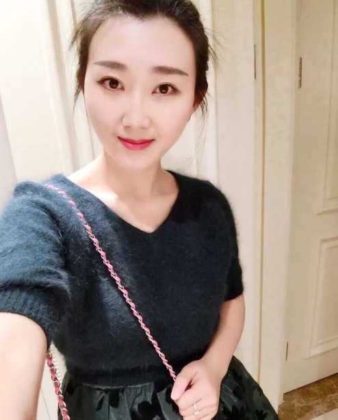 小妮的第三张照片--闽侯婚介网