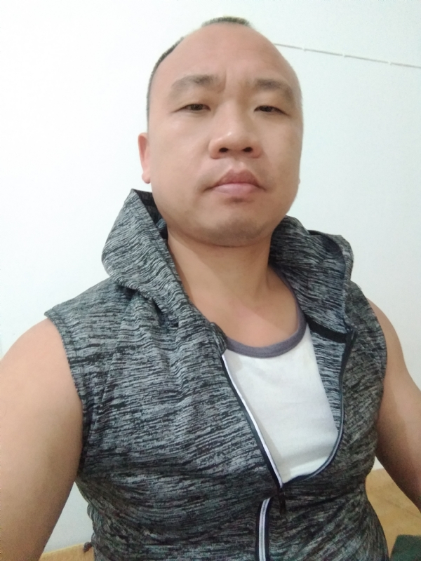 whm的第一张照片--闽侯婚介网