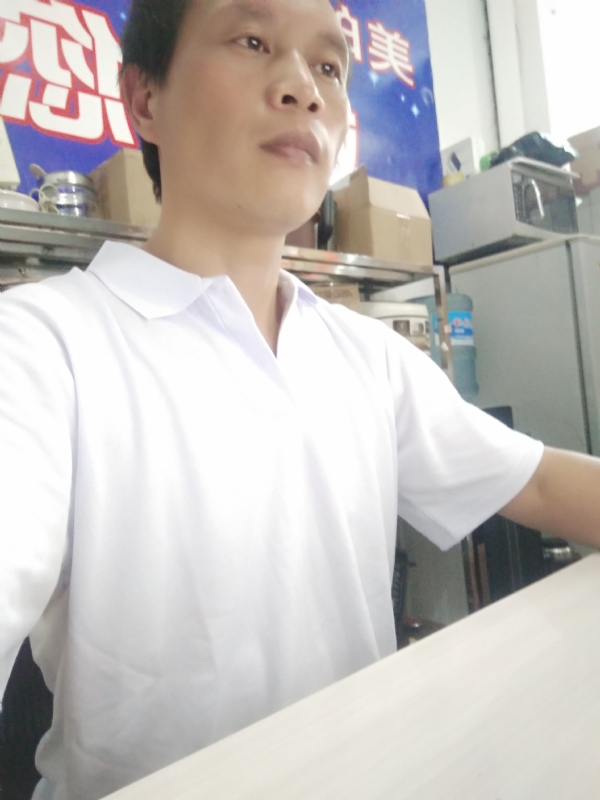 深蓝色的海的第一张照片--闽侯婚介网