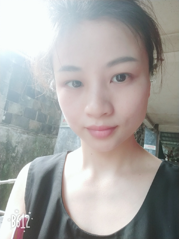 慢慢的第三张照片--闽侯婚介网