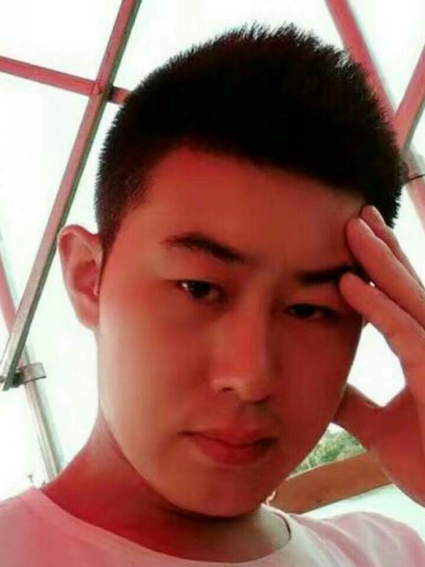 淡漠的第二张照片--闽侯婚介网
