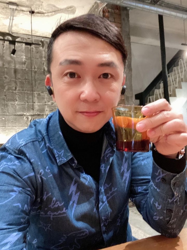 陈道明的第二张照片--闽侯婚介网