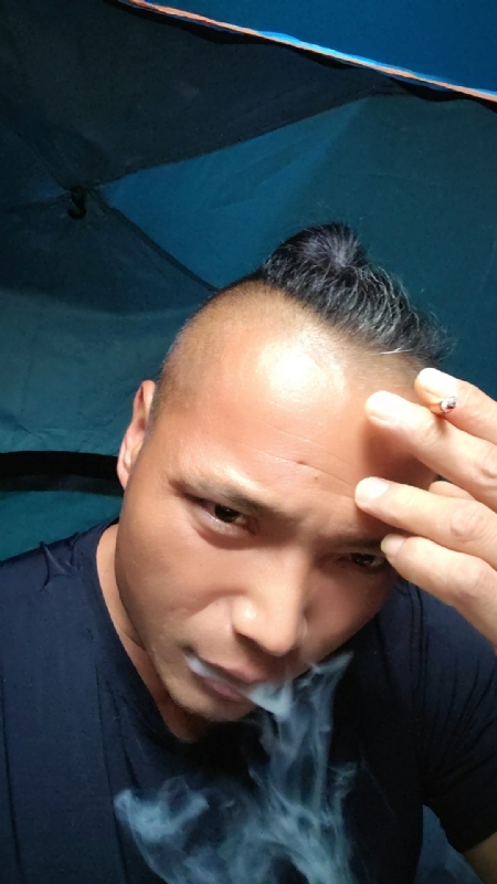 伯爵的第四张照片--闽侯婚介网